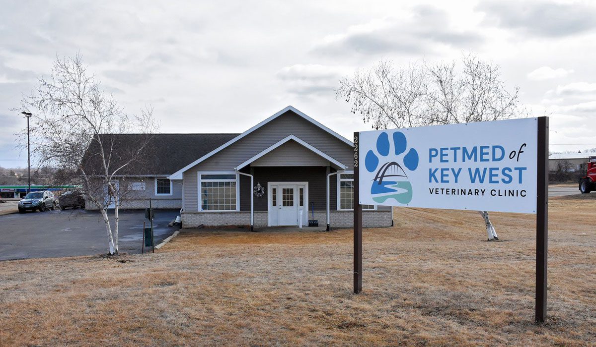 Pet Med Animal Health Center 02